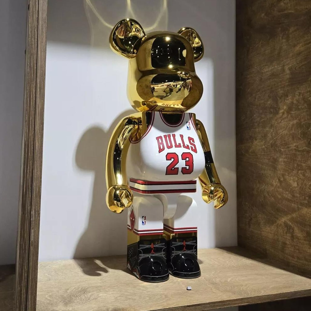 MEDICOM TOY: BE@RBRICK - Michael Jordan 1991 WORLD CHAMPION 1000%