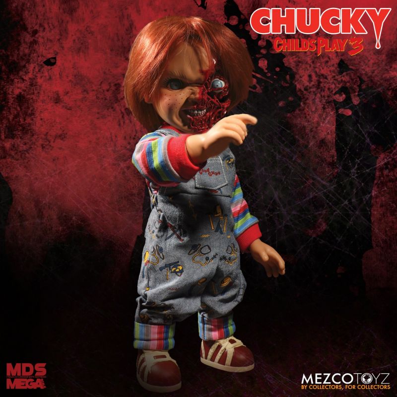 MEZCO TOYZ: MDS - Child's Play 3: Talking Pizza Face Chucky 15" Tall Figure