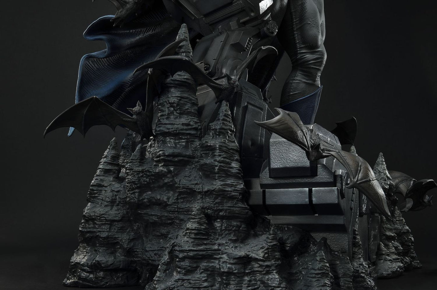 Prime 1 Studio: Batman - Hush Museum Masterline Batman (Batcave Ver.) Deluxe 1/3 Scale Statue Limited Edition