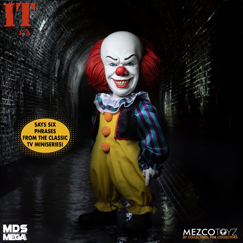 MEZCO TOYZ: MDS Mega Scale - IT (1990) Talking Pennywise 15" Tall Figure