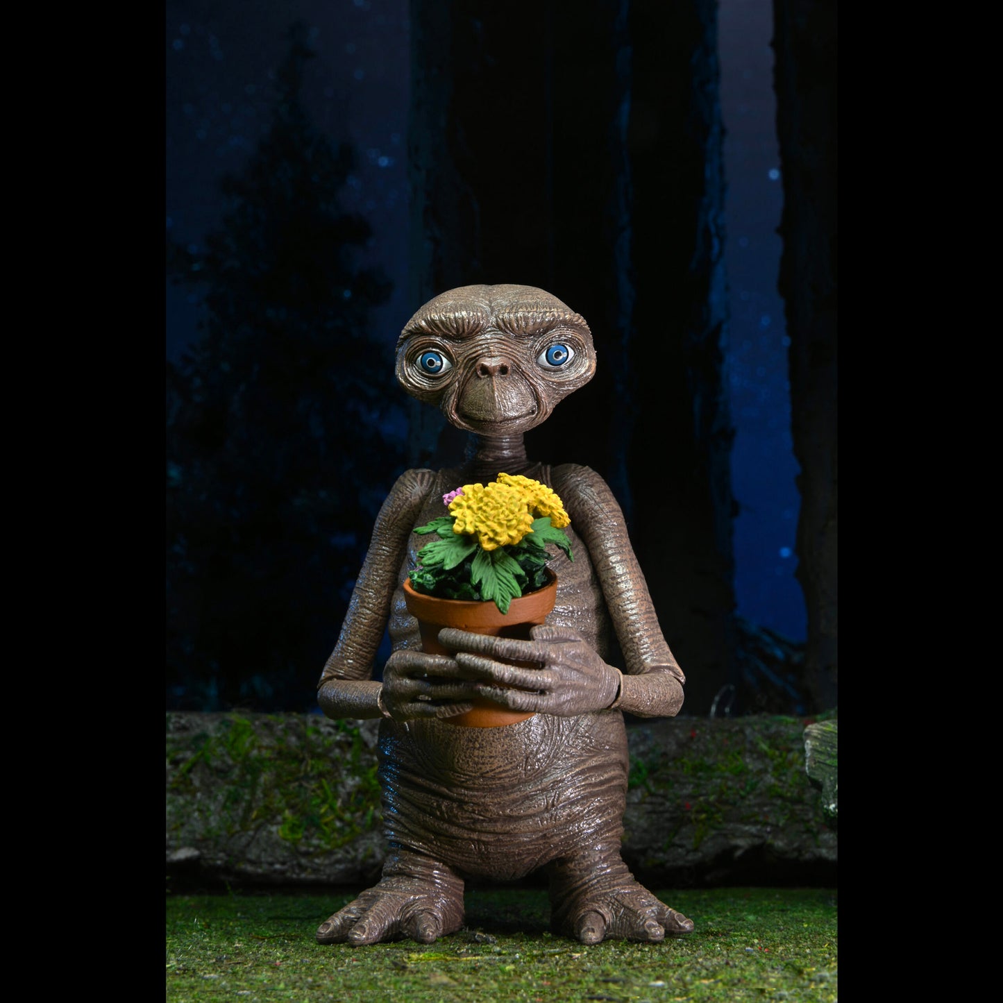 NECA: E.T. - Ultimate E.T. 7" Tall Action Figure