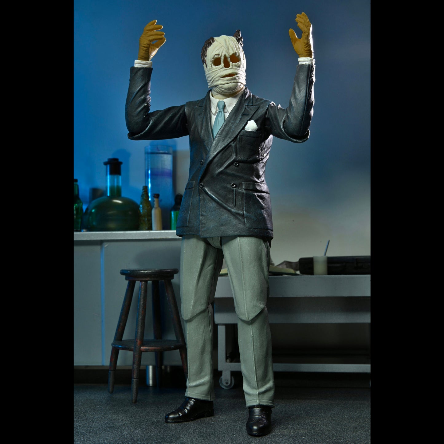 NECA: Universal Monsters - Ultimate Invisible Man 7" Tall Action Figure