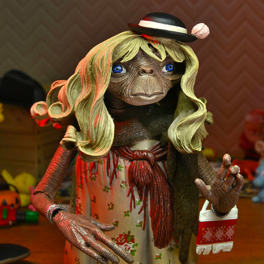 NECA: E.T. - Ultimate Dress Up E.T. 7" Tall Action Figure