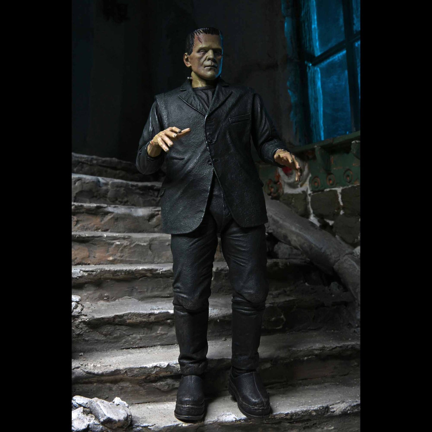 NECA: Universal Monsters - Ultimate Frankenstein's Monster Color 7" Tall Action Figure