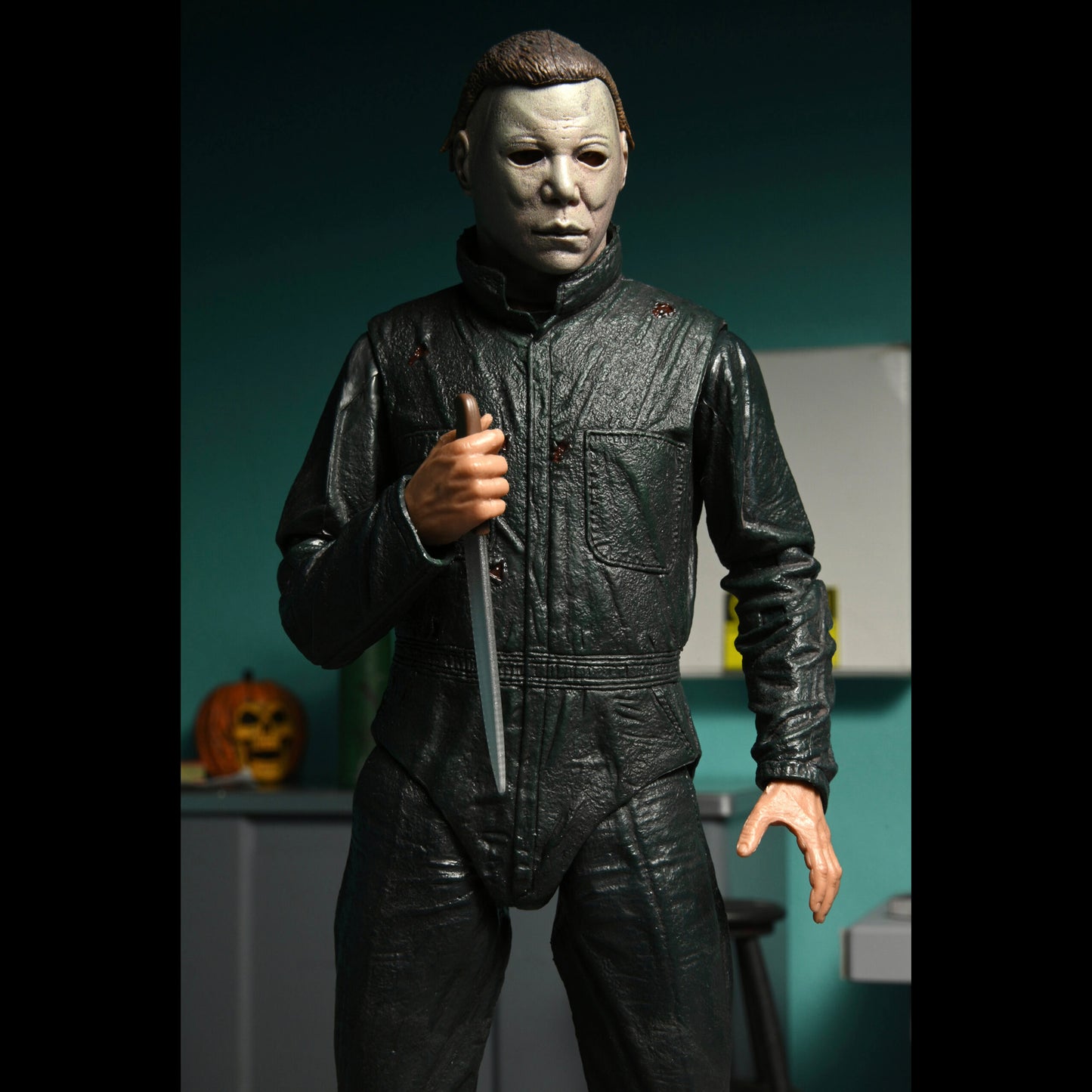 NECA: Halloween II - Ultimate Michael Myers and Dr. Loomis 2-Pack 7" Tall Action Figure