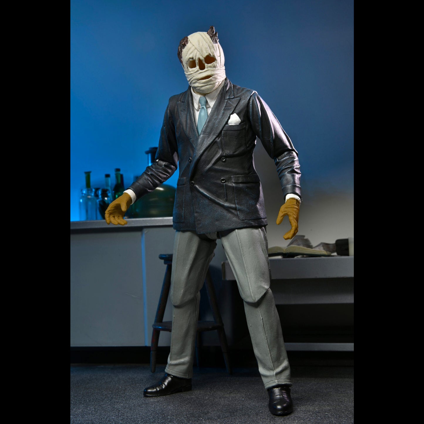 NECA: Universal Monsters - Ultimate Invisible Man 7" Tall Action Figure