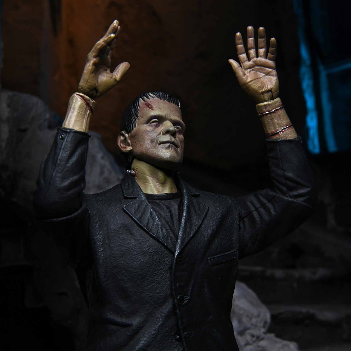 NECA: Universal Monsters - Ultimate Frankenstein's Monster Color 7" Tall Action Figure