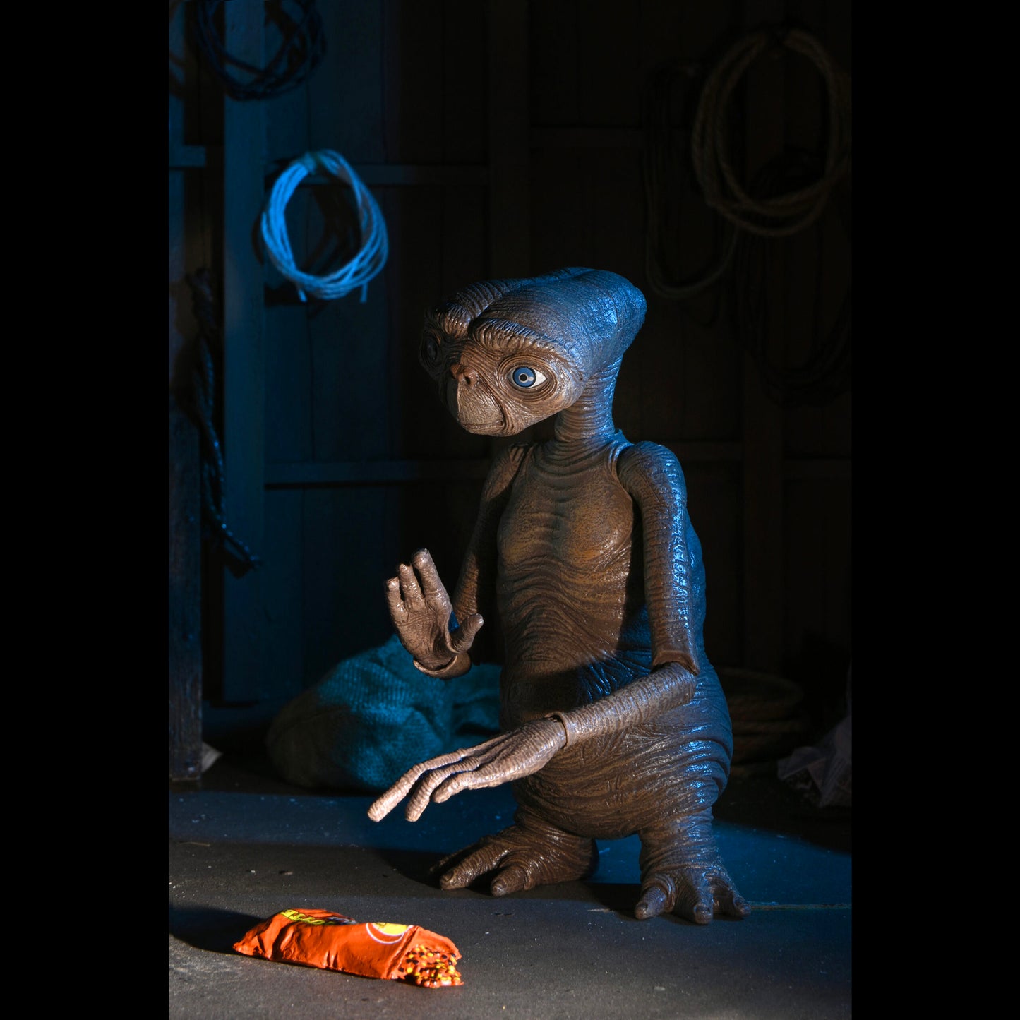 NECA: E.T. - Ultimate E.T. 7" Tall Action Figure