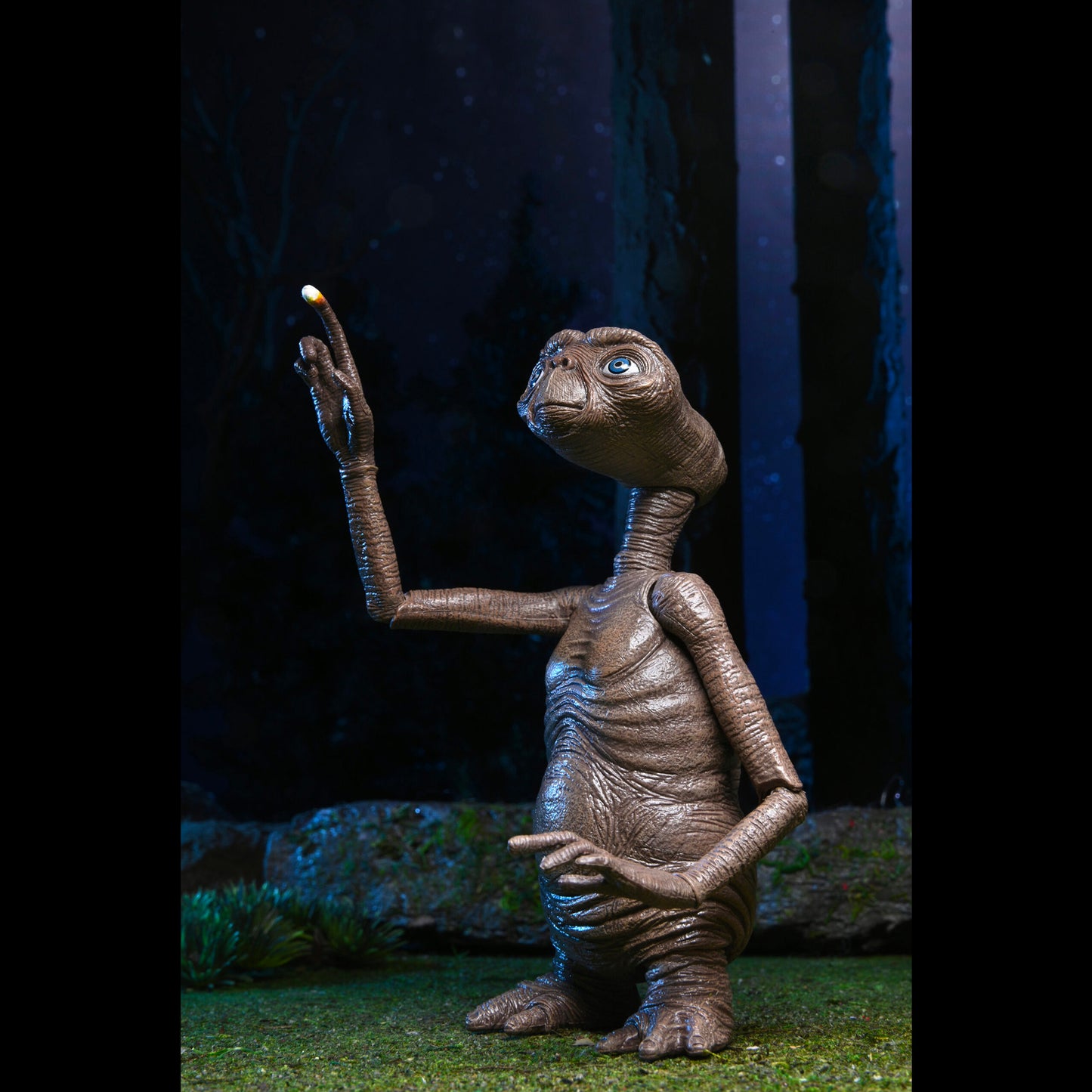 NECA: E.T. - Ultimate E.T. 7" Tall Action Figure