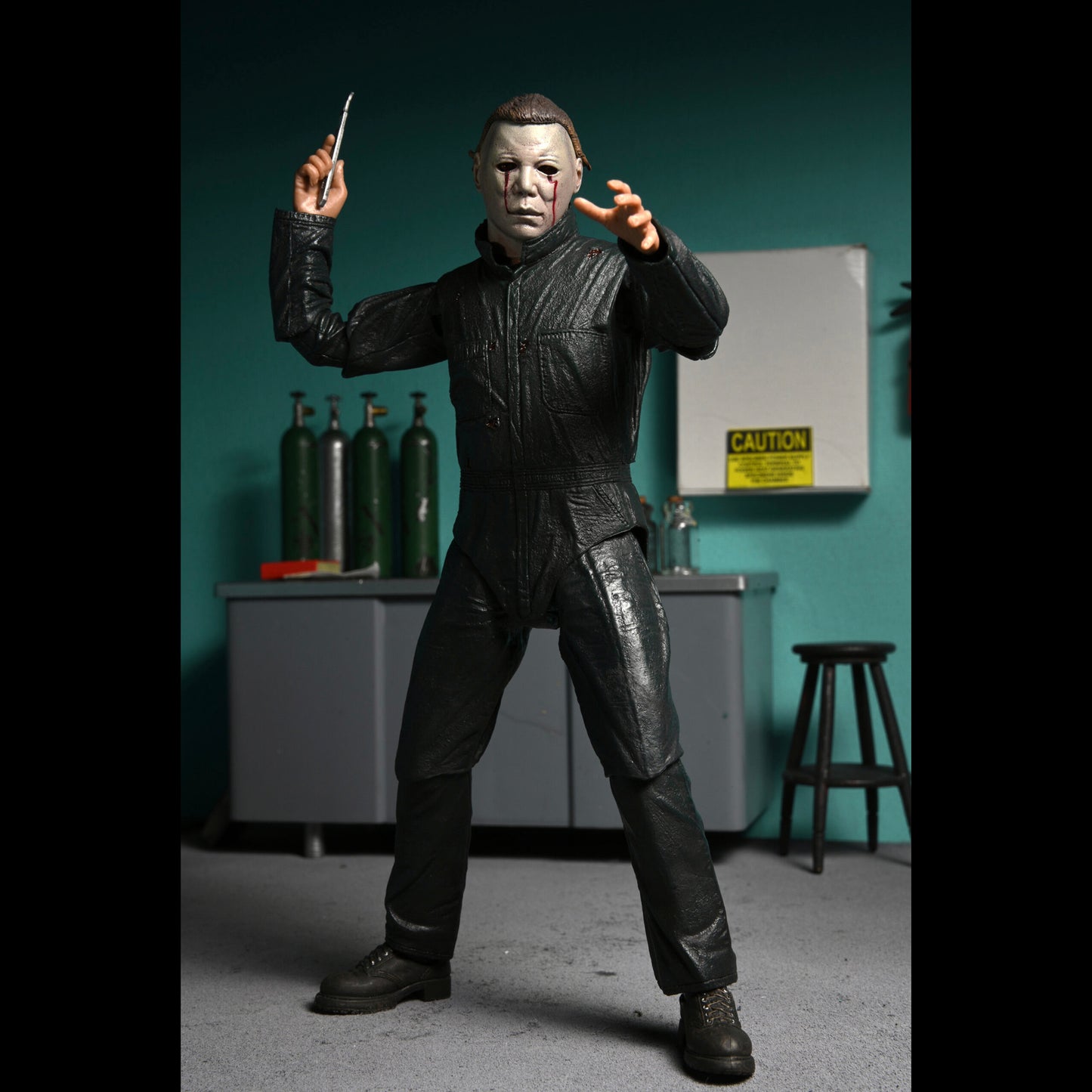 NECA: Halloween II - Ultimate Michael Myers and Dr. Loomis 2-Pack 7" Tall Action Figure