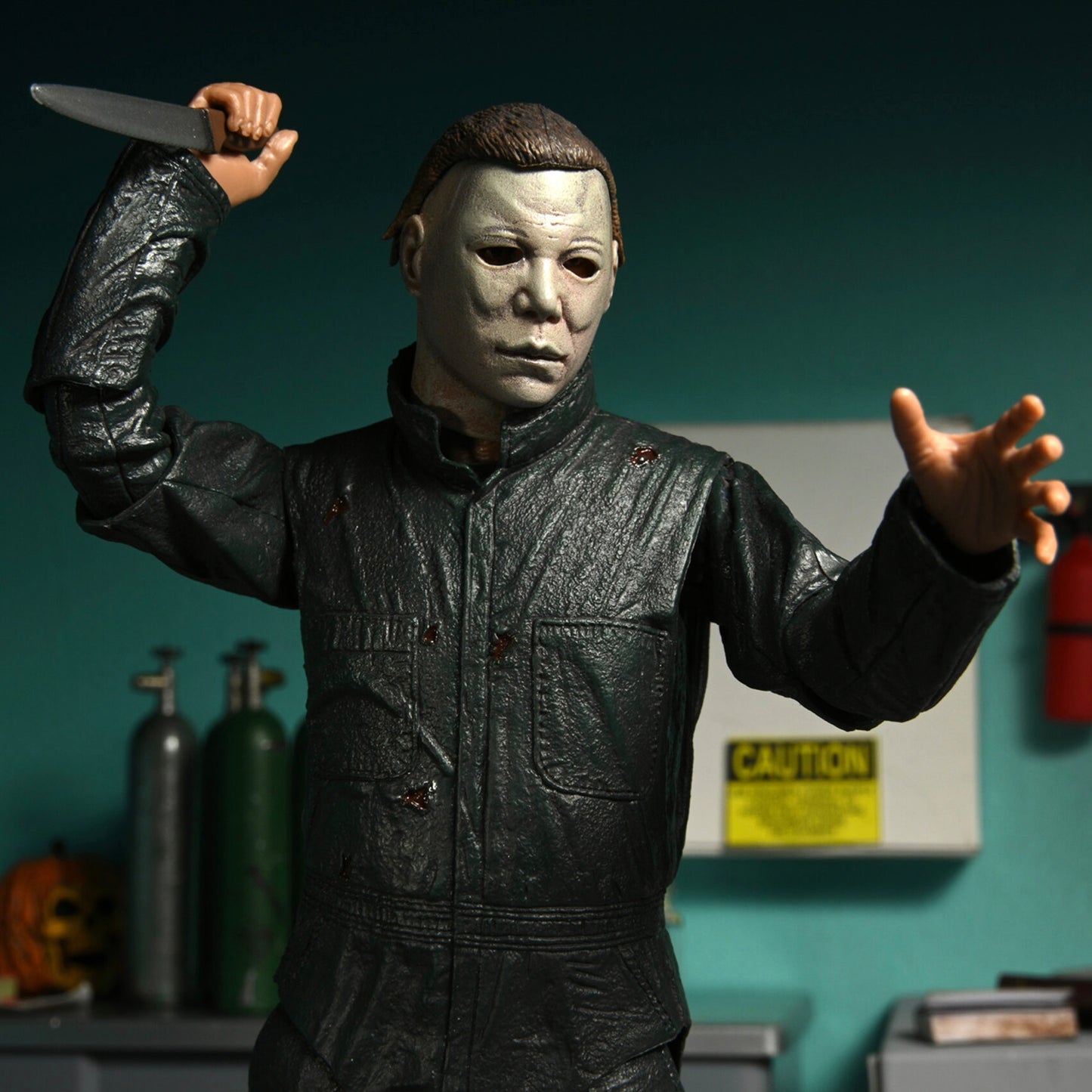 NECA: Halloween II - Ultimate Michael Myers and Dr. Loomis 2-Pack 7" Tall Action Figure