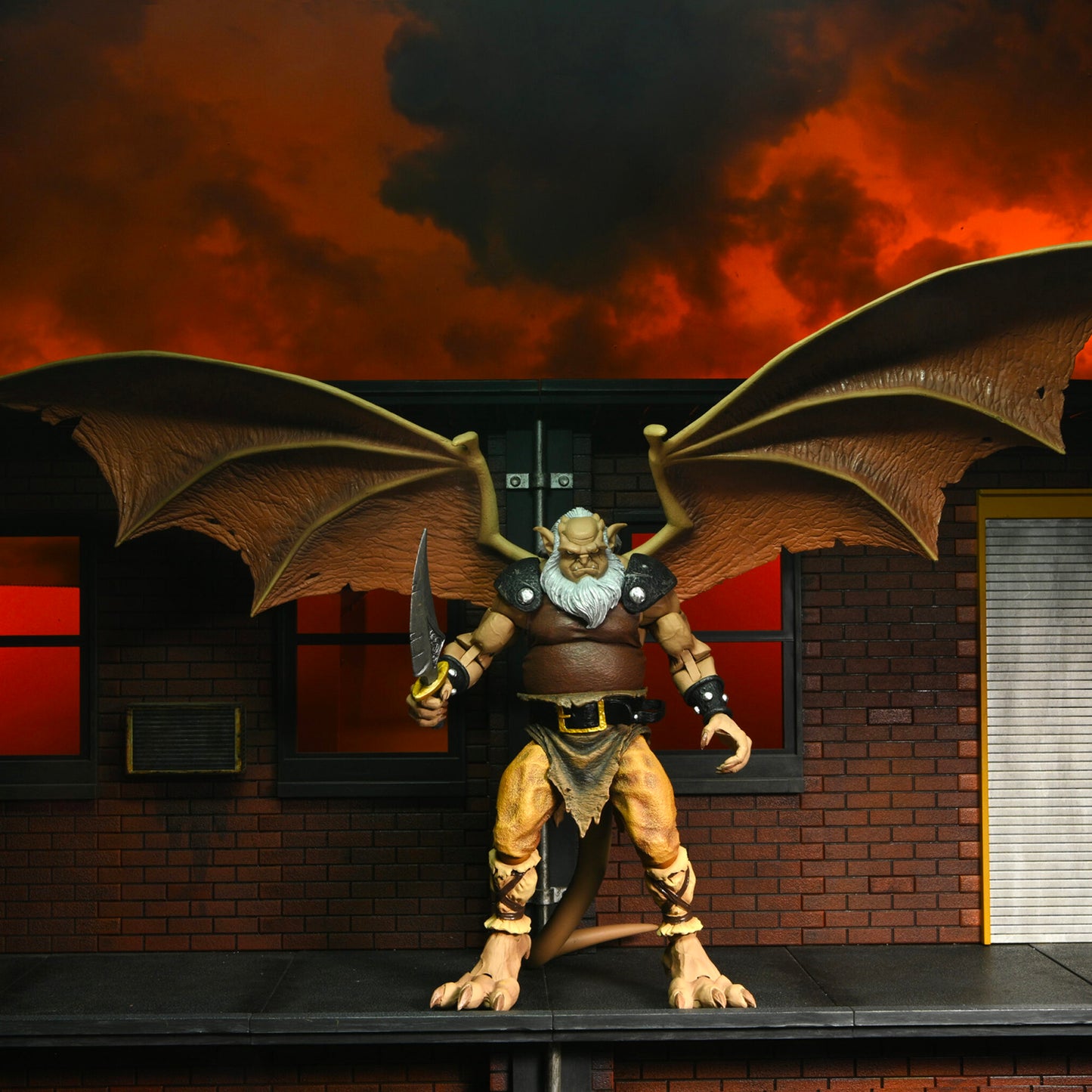 NECA: Gargoyles - Ultimate Hudson 7″ Tall Action Figure