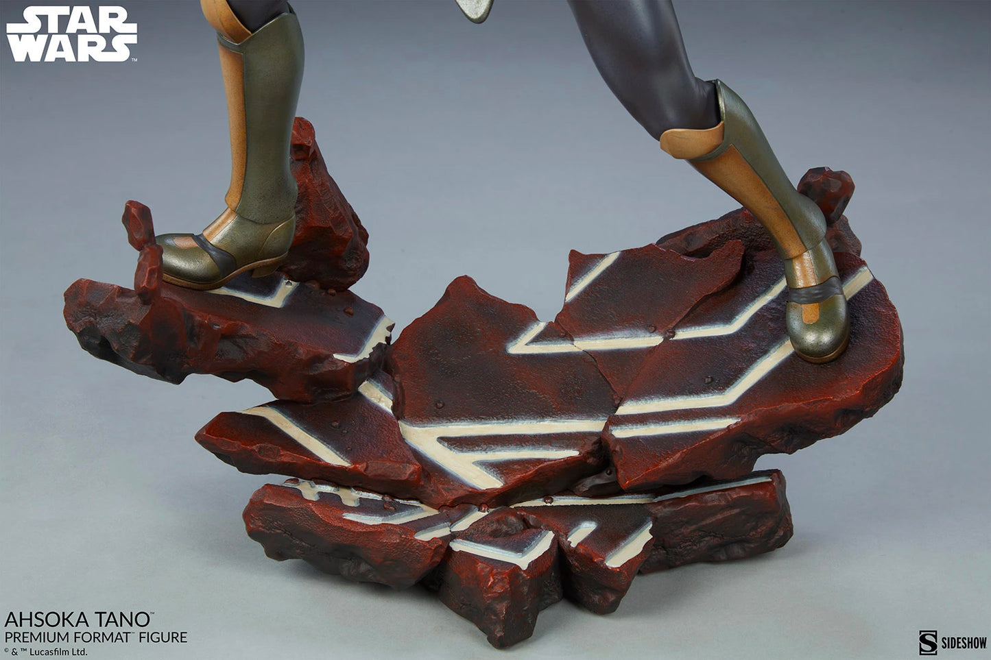 Sideshow Collectibles: Star Wars: The Mandalorian - Ahsoka Tano Premium Format Figure (Collector Edition)