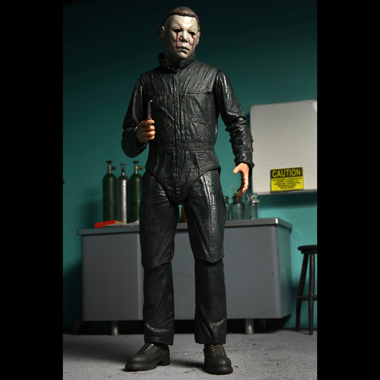 NECA: Halloween II - Ultimate Michael Myers and Dr. Loomis 2-Pack 7" Tall Action Figure