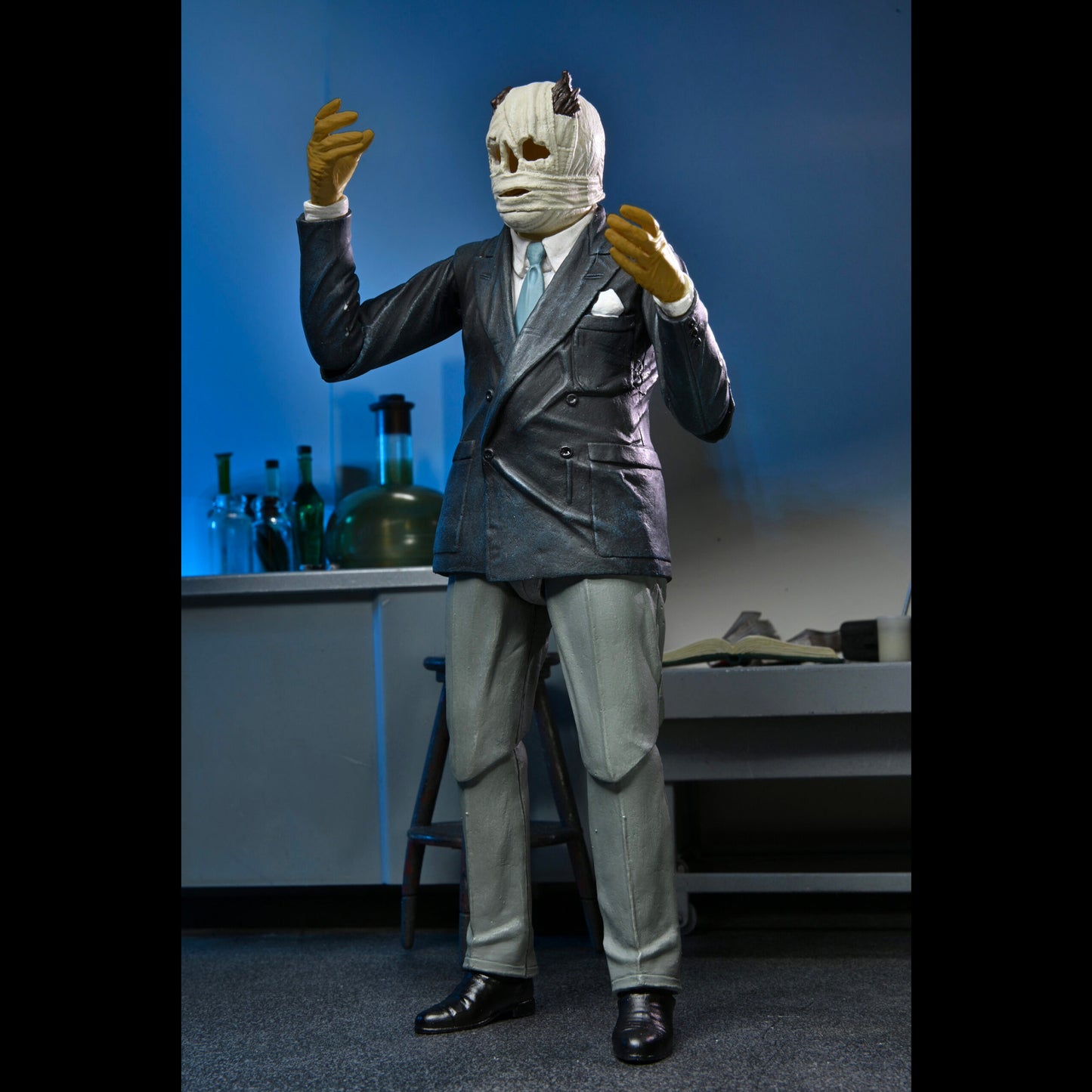 NECA: Universal Monsters - Ultimate Invisible Man 7" Tall Action Figure