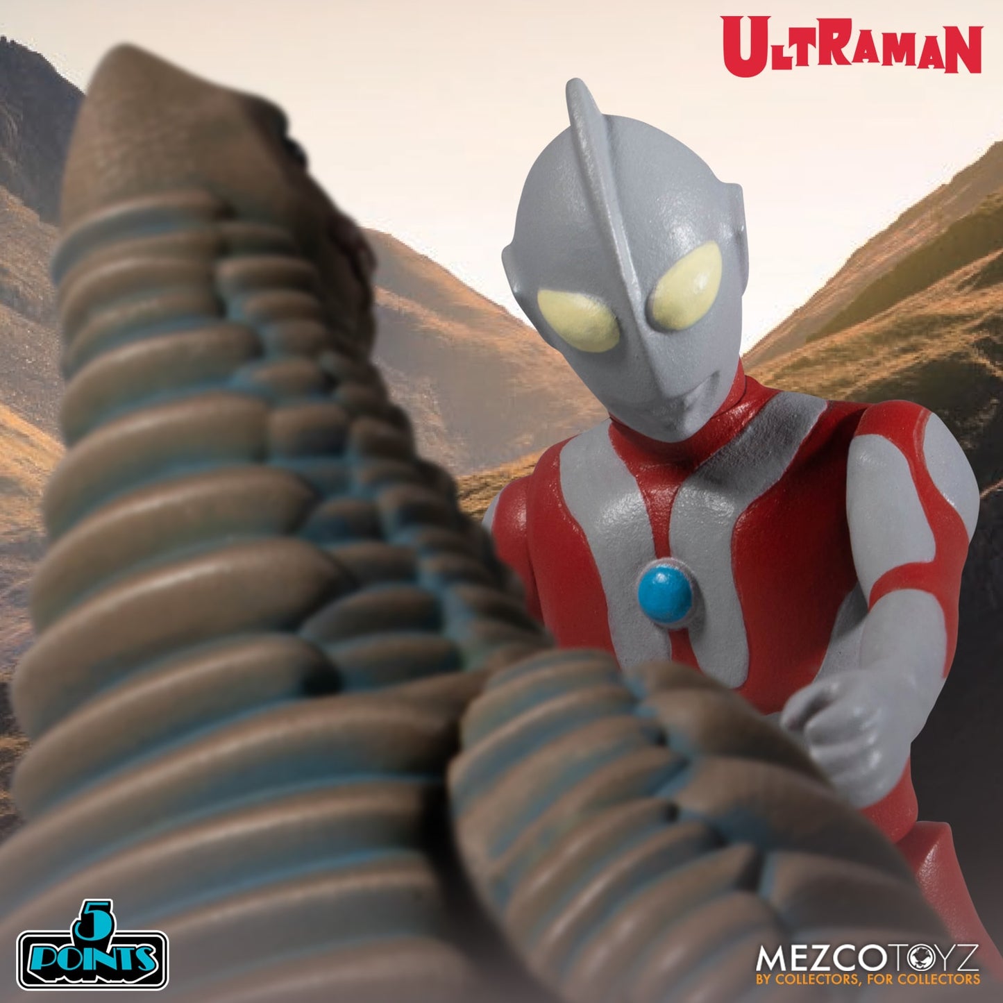 MEZCO TOYZ: 5 Points - Ultraman & Red King Boxed Set 3.75" Tall Figure