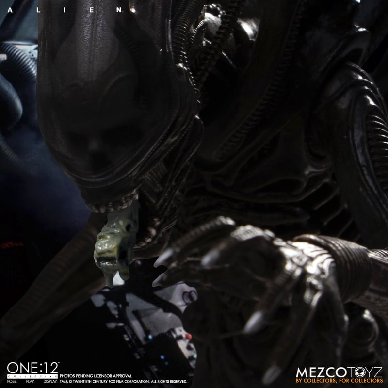 MEZCO TOYZ: One:12 Collective - Alien